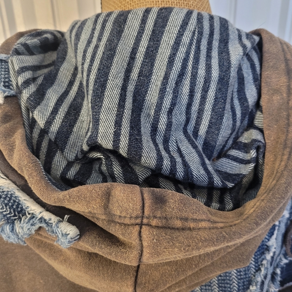OLI & HALI Hoodie w/Denim Star Patchwork, EUC, S(Overszd), Cute+Comfy🤎🩶💙 - Picture 14 of 16